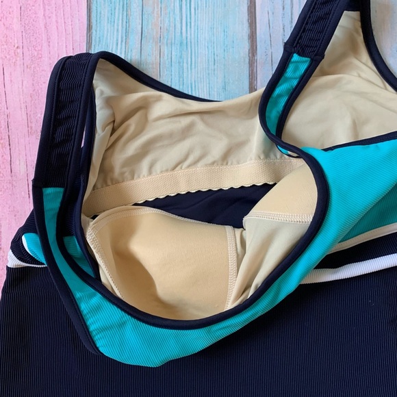L.L. Bean Women's bathing suit Top in Navy and and teal - Picture 5 of 7